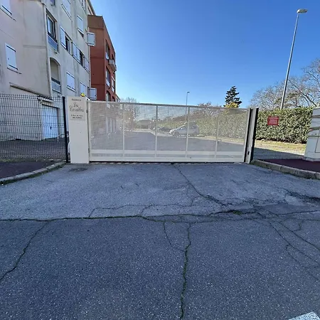 Apartment 4 Pers, Parking A 1100m Richelieu - Fr-1-249-421 Agde